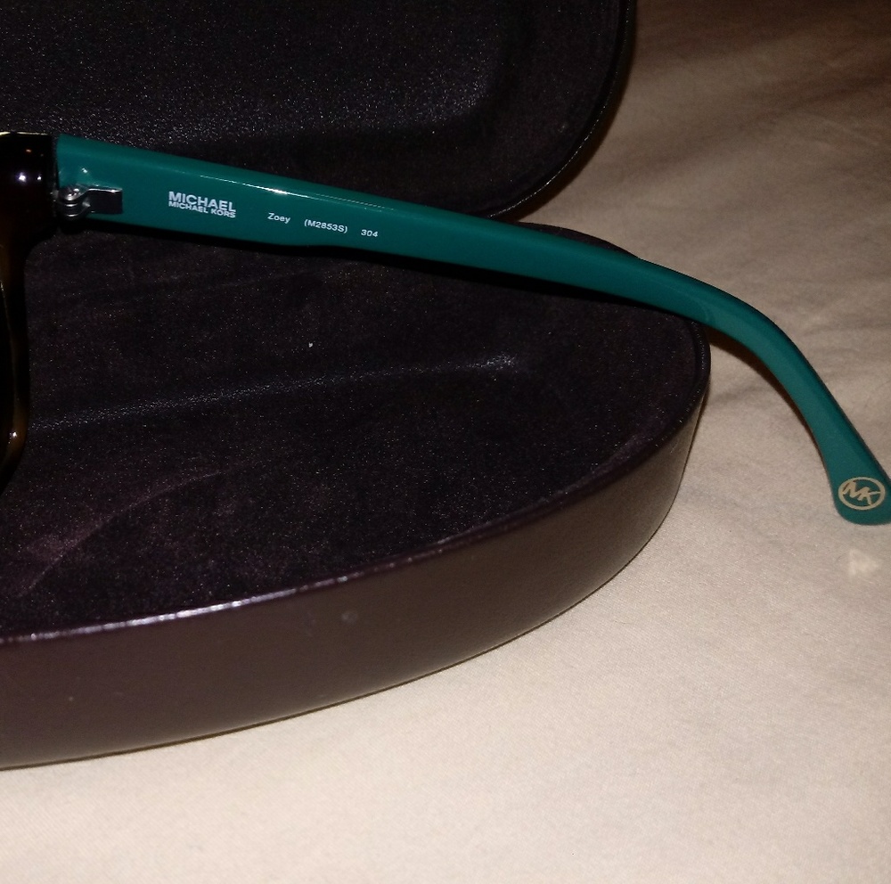 💥SALE💥⭐AUTHENTIC MICHAEL KORS⭐ - Picture 5 of 7